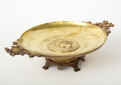 Ferdinand Levillain cup in bronze late 19th century by F Levillain