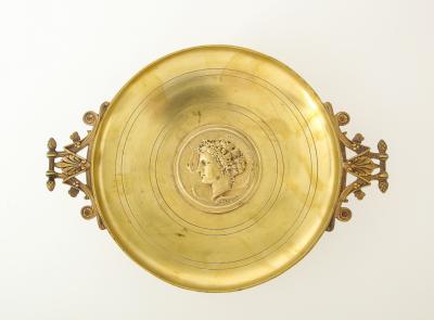 Ferdinand Levillain cup in bronze late 19th century by F Levillain