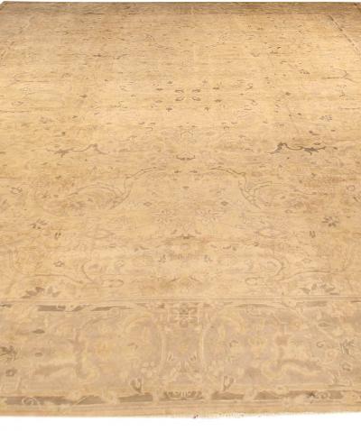 Fine Antique Indian Handmade Wool Rug