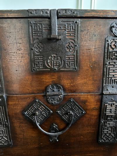 Fine Antique Korean Bandaji Chest Gangwha Island Joseon Dynasty