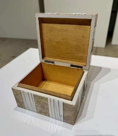 Fine Art Deco Deco shagreen box with bone inlay England 1920 s