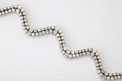 Fine Diamond Bracelet With Flexible Undulating Design