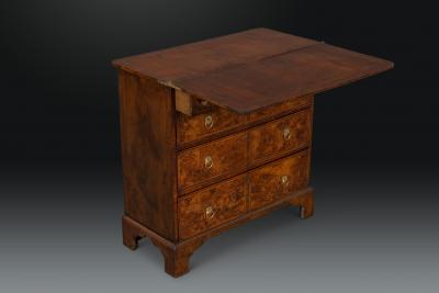 Fine George II Inlaid and Figured Walnut Bachelors Chest