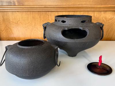 Fine Japanese Cast Iron Chagama Set for Tea Ceremoney