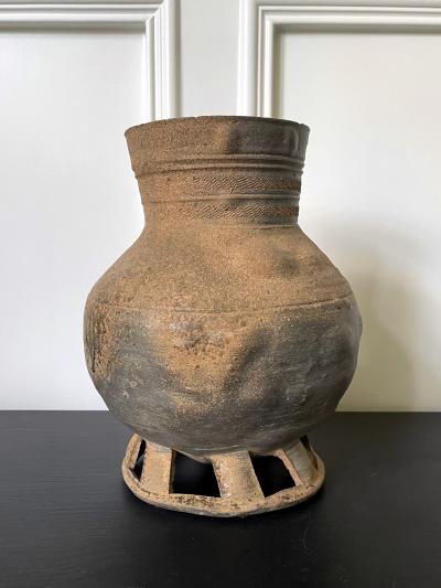 Fine Korean Pottery Footed Jar with Long Neck Silla Period