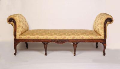Fine Nord Italian 18th Century Walnut Settee