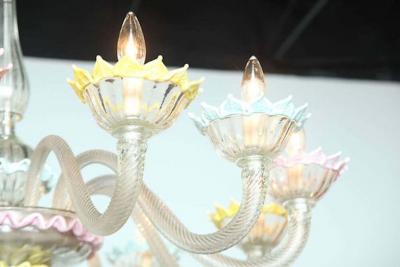 Fine Pair of Murano Glass Twelve Light Chandeliers 1950s Italy