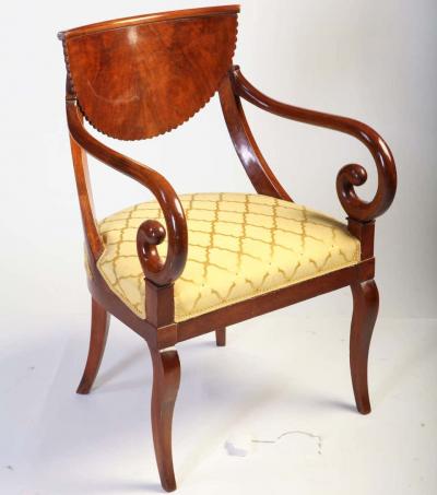 Fine Set of Italian Eight Chairs and a Pair of Armchairs