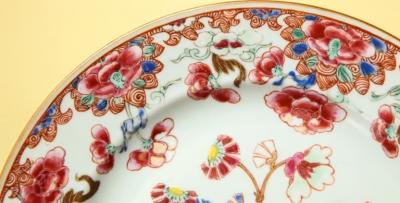 Fine Set of Twelve Chinese export Enameled Plates