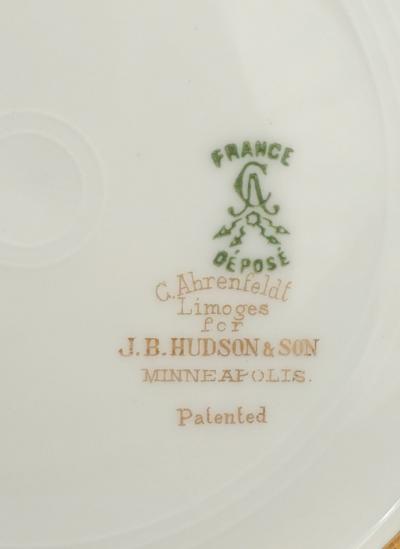 Fine Set of Twelve Limoges Dinner Plates France circa 1920