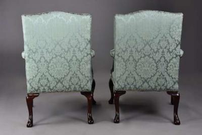 Fine pair of mahogany Gainsborough armchairs in the George II style