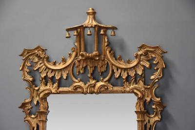 Fine quality Chinese Chippendale style carved giltwood mirror