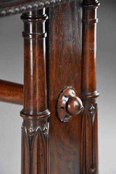 Fine quality William IVth rosewood centre or writing table