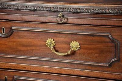 Fine quality late 19th century mahogany chest of drawers