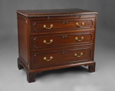 Fine quality late 19th century mahogany chest of drawers