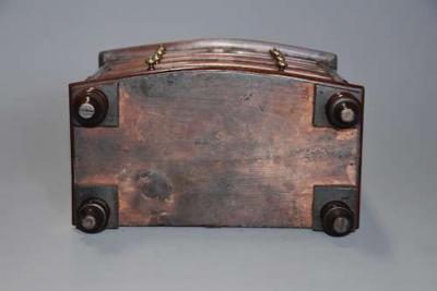 Fine quality mid 19thc mahogany miniature bow front chest of drawers