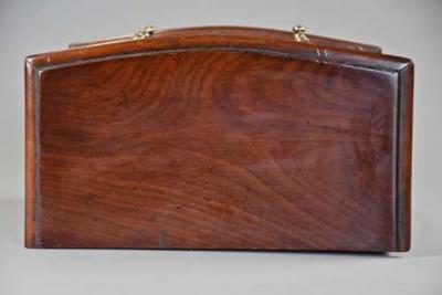 Fine quality mid 19thc mahogany miniature bow front chest of drawers