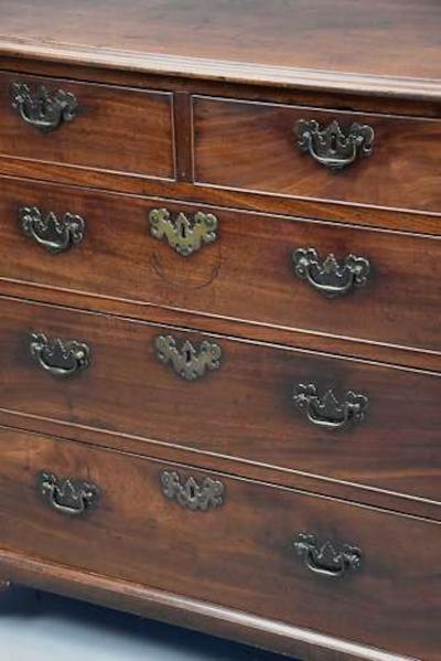 Fine quality small George III mahogany chest of drawers