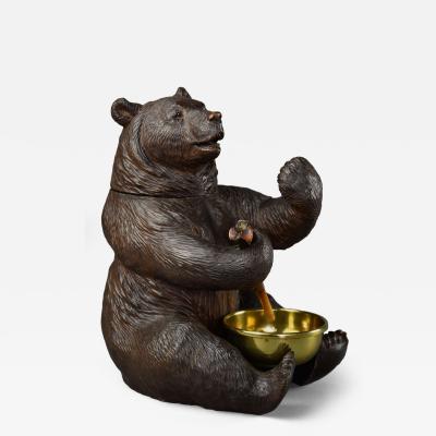 Finely carved 19thc Black Forest brown bear humidor or tobacco box