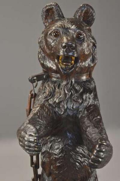 Finely carved late 19th century Black Forest hall stand of a bear