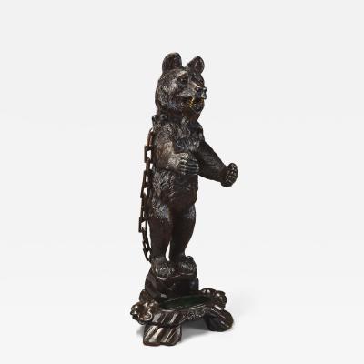 Finely carved late 19th century Black Forest hall stand of a bear
