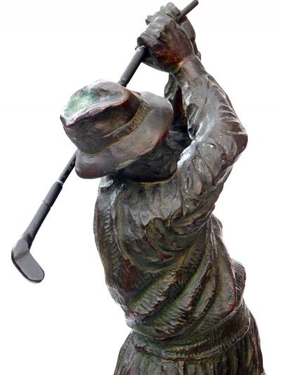 Finely modeled Vintage Patinated Bronze Figure of a Golfer