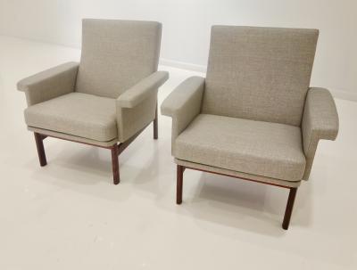 Finn Juhl A Pair Of Finn Juhl Lounge or Armchairs For France Son In Greige Fabric