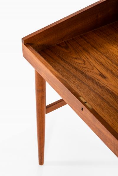 Finn Juhl Desk NV 40 Produced by Cabinetmaker Niels Vodder