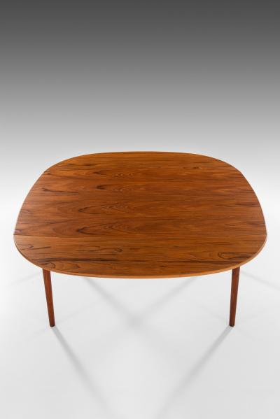 Finn Juhl Dining Table Produced in Denmark