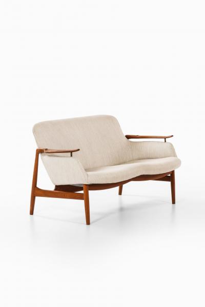Finn Juhl FINN JUHL SOFA