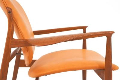 Finn Juhl Finn Juhl Cognac Leather and Teak Lounge Chair model FD 136