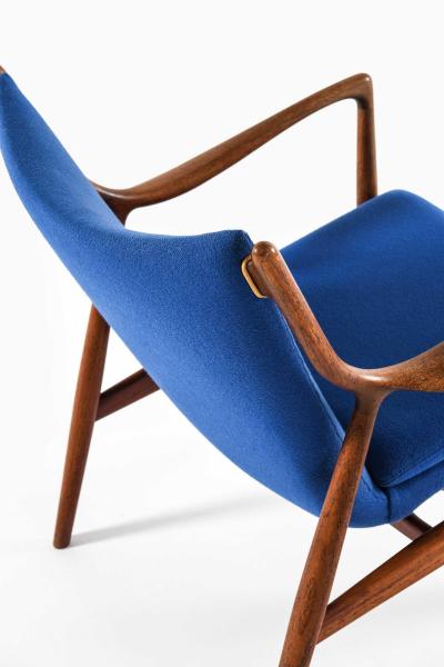 Finn Juhl NV 45 Easy Chair in Teak Leather Wool by Finn Juhl 1945