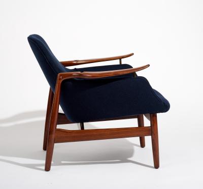 Finn Juhl Pair of Finn Juhl NV53 Lounge Chairs in Rare Brazilian Rosewood