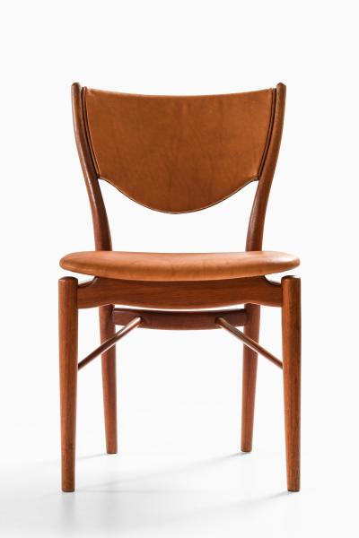 Finn Juhl Set of 6 Dining Chairs in Leather and Teak by Finn Juhl 1952