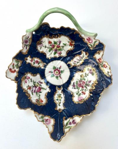 First Period Dr Wall Worcester Wall Pair of Dr Wall Worcester Porcelain Scale Blue Leaf Twig Dishes circa 1770