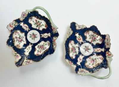 First Period Dr Wall Worcester Wall Pair of Dr Wall Worcester Porcelain Scale Blue Leaf Twig Dishes circa 1770