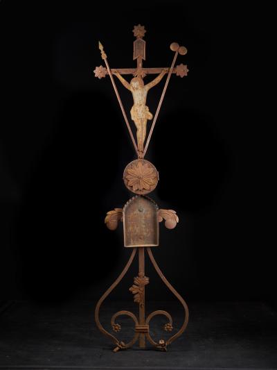 First half 20th C USA Wrought Iron Cross from a German Immigrant Cemetery