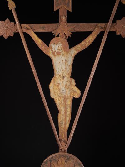 First half 20th C USA Wrought Iron Cross from a German Immigrant Cemetery