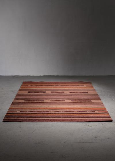 Flat weave carpet