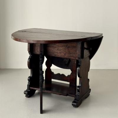 Flemish table 17th century