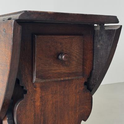 Flemish table 17th century