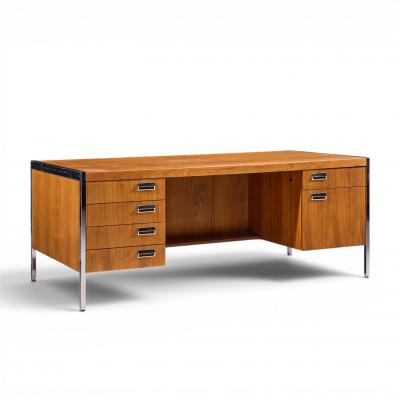 Florence Knoll Florence Knoll Style Mid Century Chrome and Walnut Executive Desk