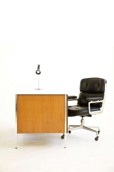 Florence Knoll Knoll International Planed Office Group Double Pedestal Desk