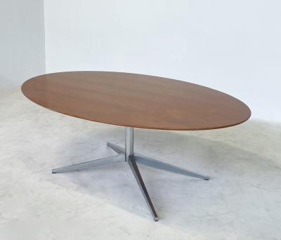 Florence Knoll Mid Century Modern Oval Dining Table by Florence Knoll