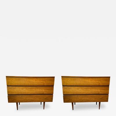 Florence Knoll PAIR OF MID CENTURY THREE DRAWER CABINETS IN THE MANNER OF FLORENCE KNOLL