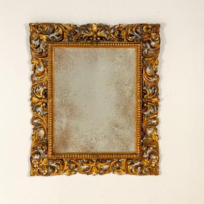 Florentine Italian Giltwood Mirror circa 1880 Later mirror plate