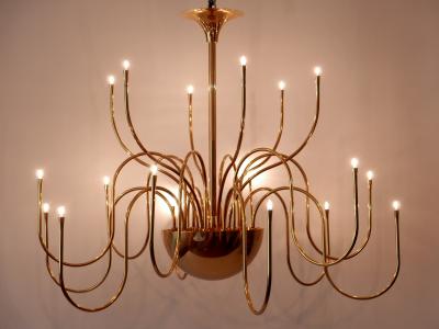 Florian Schulz Elegant Brass Chandelier or Pendant Lamp Mesa 18 by Florian Schulz Germany 1990s