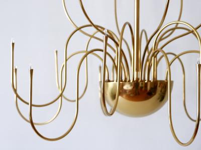 Florian Schulz Elegant Brass Chandelier or Pendant Lamp Mesa 18 by Florian Schulz Germany 1990s