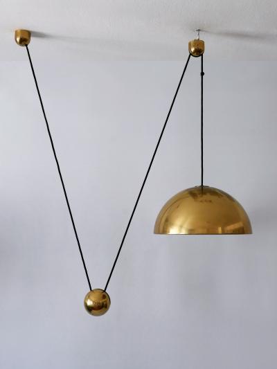 Florian Schulz Elegant Mid Century Counterweight Brass Pendant Lamp by Florian Schulz 1960s