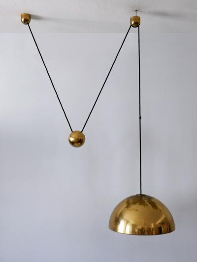 Florian Schulz Elegant Mid Century Counterweight Brass Pendant Lamp by Florian Schulz 1960s